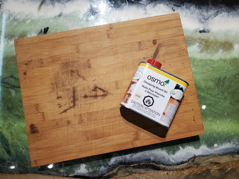 Using Chopping Board Oil on Wood.