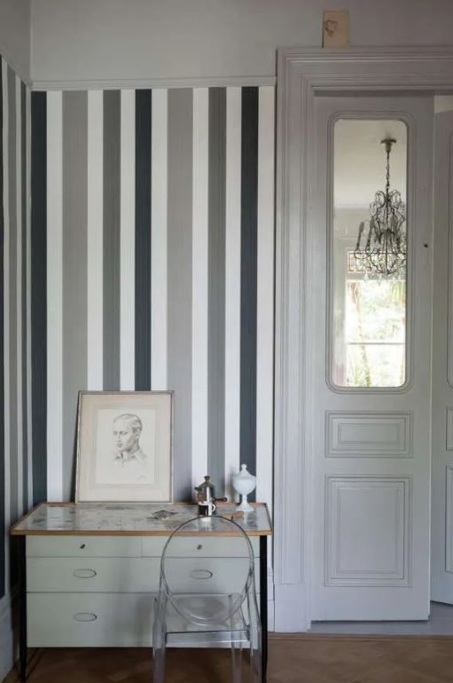 Farrow & Ball | Wallpaper - Chromatic Stripe
