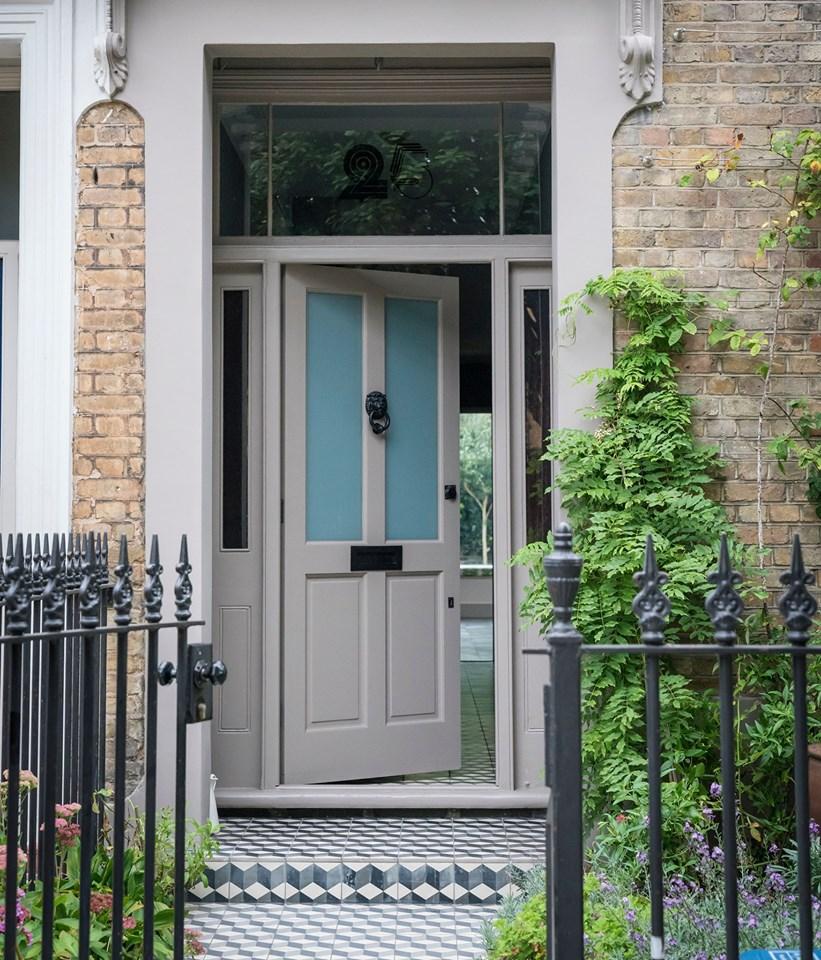 Charleston Gray No.243