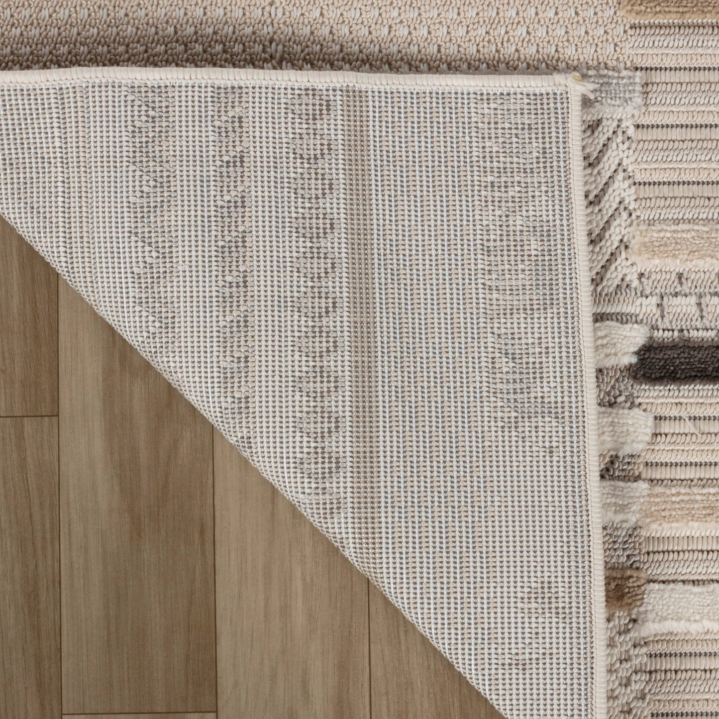 Koshani - Marrakech Abstract Beige Cream Indoor Area Rug: Beige / Abstract / 4x6