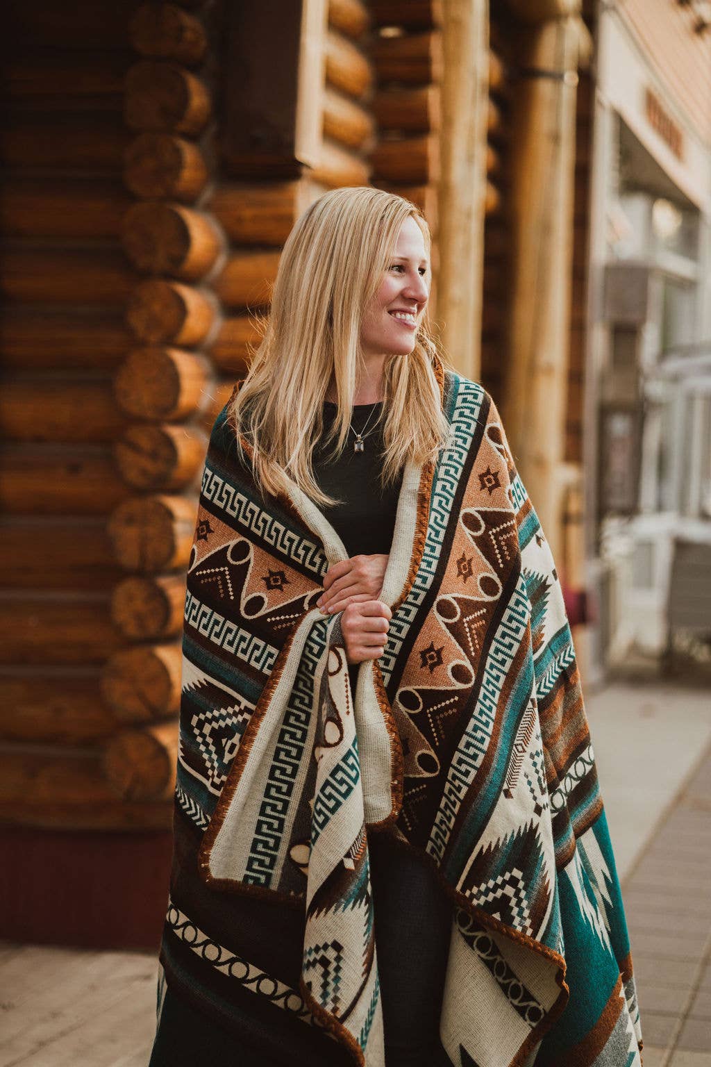 Meraki Movement - Circles Aztek Alpaca Throw Blanket - Brown Edge