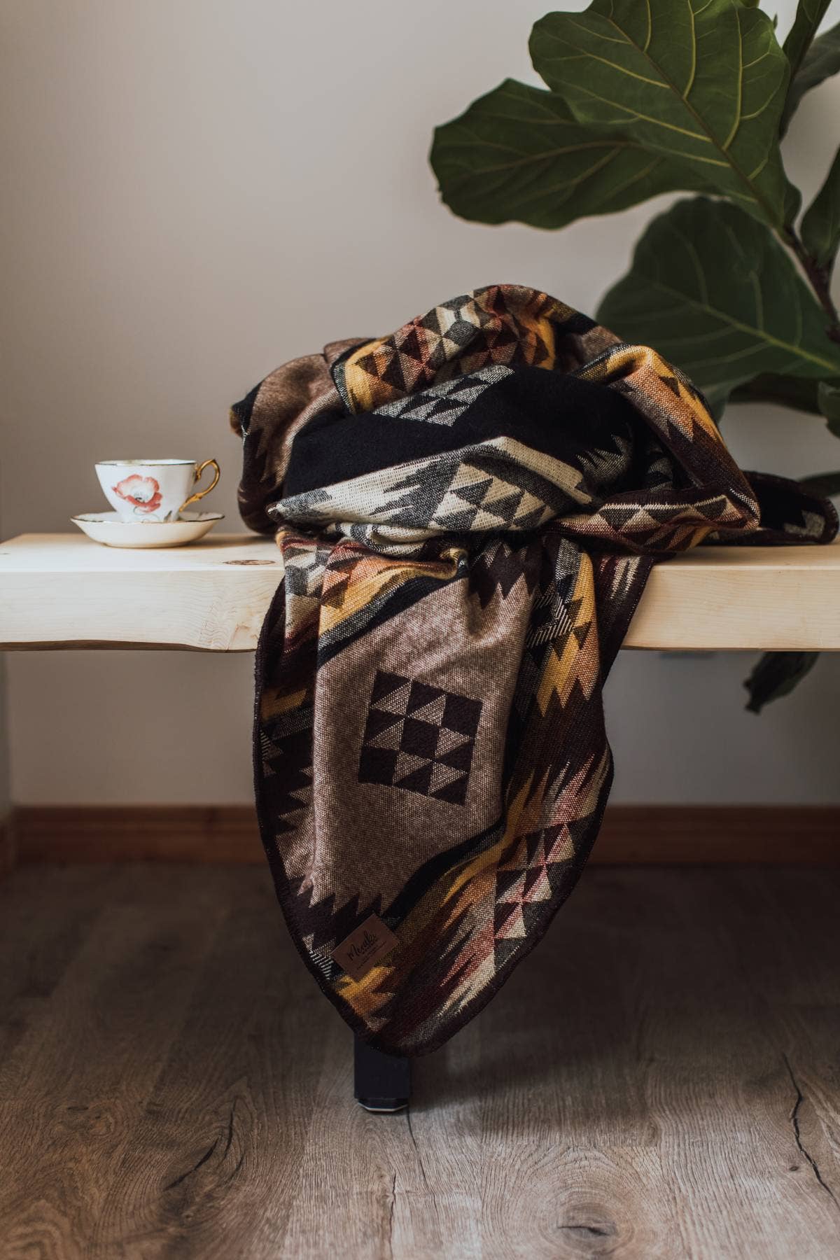 Meraki Movement - Prairie Sunset Aztek Alpaca Throw Blanket