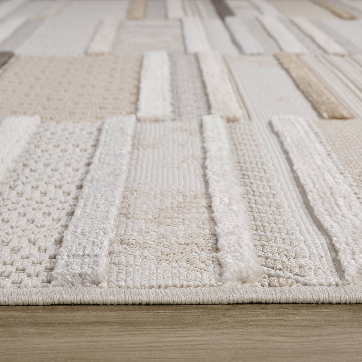 Koshani - Marrakech Abstract Beige Cream Indoor Area Rug: Beige / Abstract / 4x6