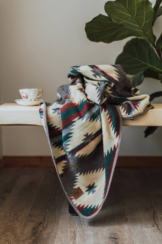 Meraki Movement - Inca Cloud Alpaca Throw Blanket