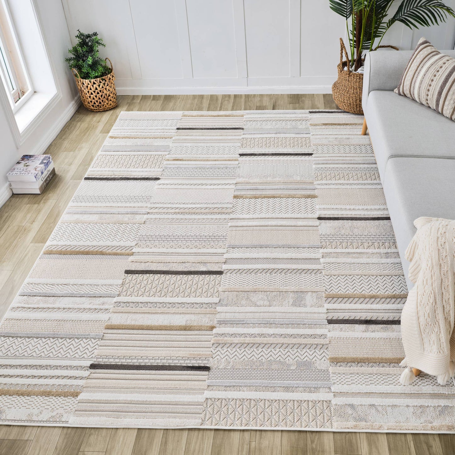 Koshani - Marrakech Abstract Beige Cream Indoor Area Rug: Beige / Abstract / 4x6
