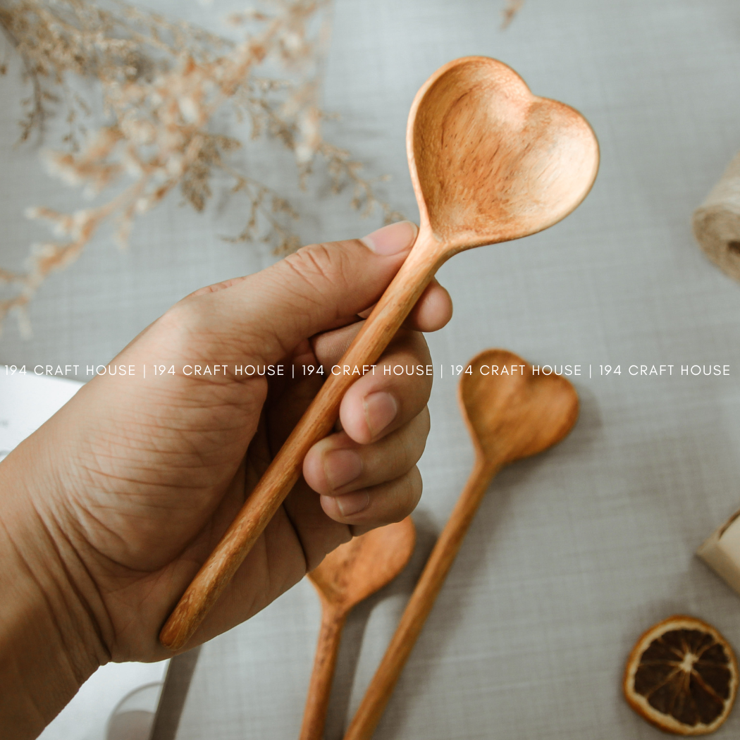 194 Craft House | Heart Wooden Spoon - Straight